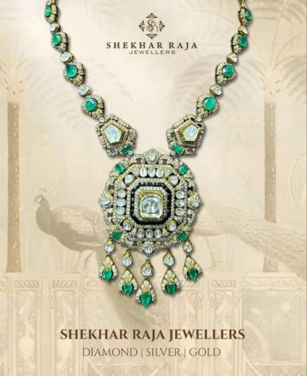 Elegant Gold Necklace